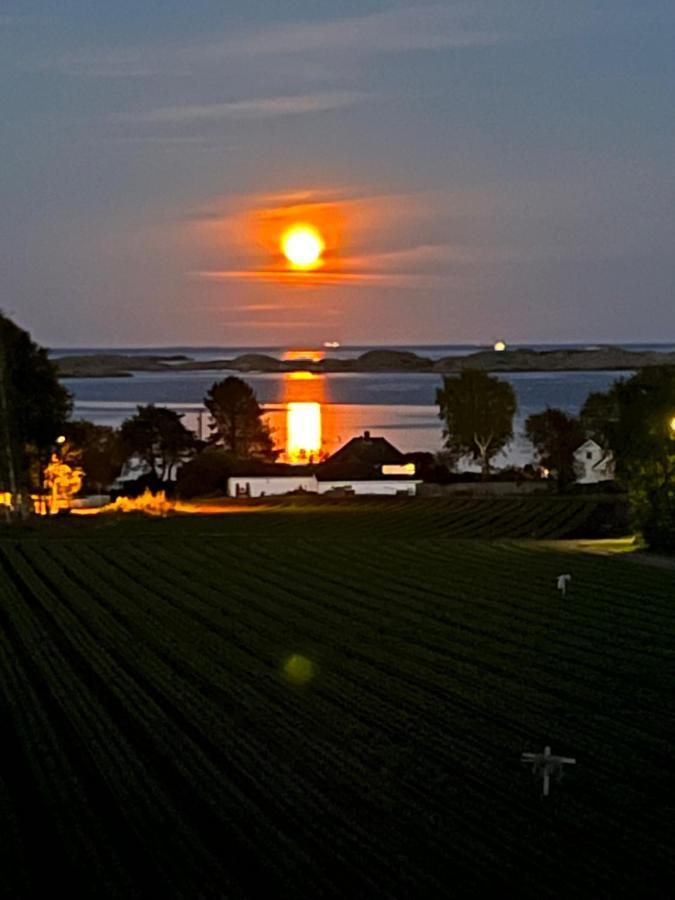 Ny Leilighet I Nevlunghavn Larvik Exterior photo